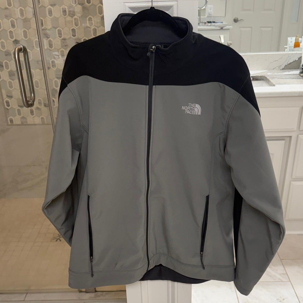 The North Face Men's Black and Gray Performance Jacket